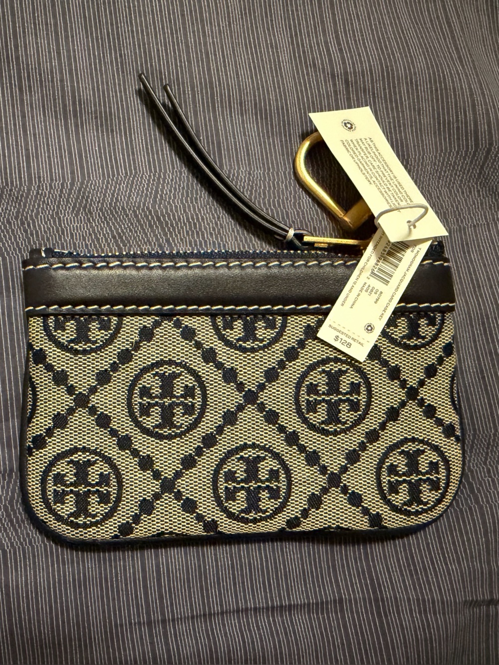 Tory Burch T Monogram Jacquard Card Case with Key Ring - Picture 2 of 2